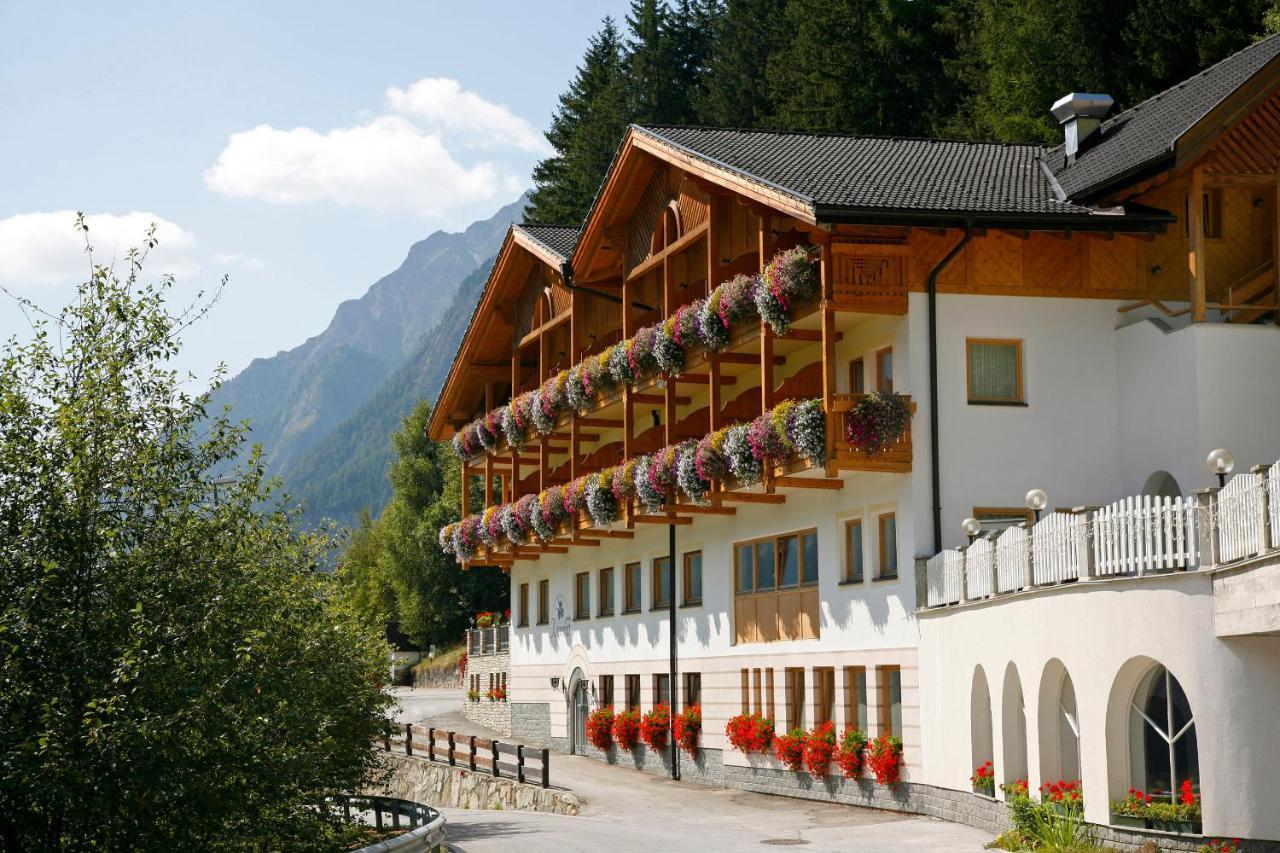 Hotel Kranebitt Val di Vizze Kültér fotó