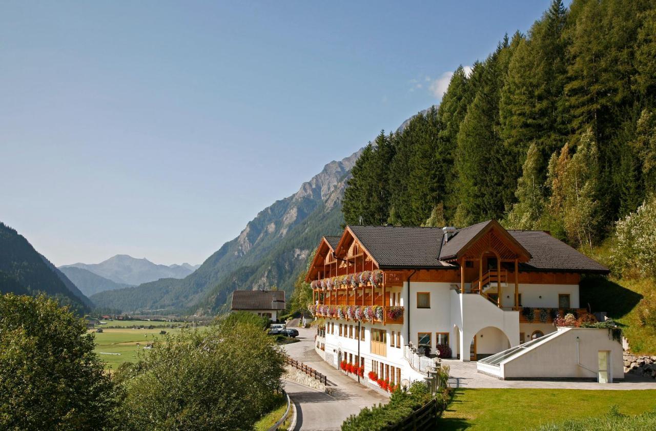 Hotel Kranebitt Val di Vizze Kültér fotó