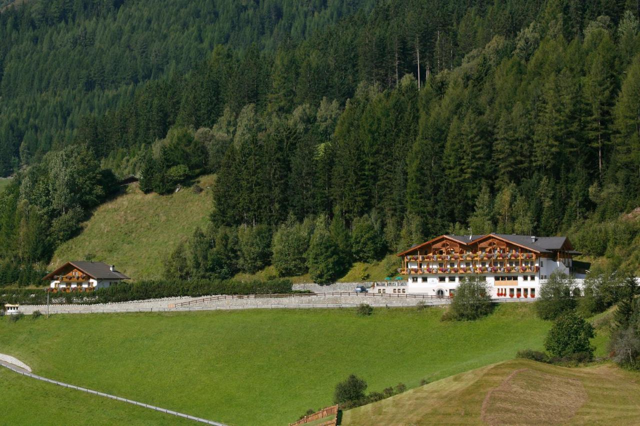 Hotel Kranebitt Val di Vizze Kültér fotó